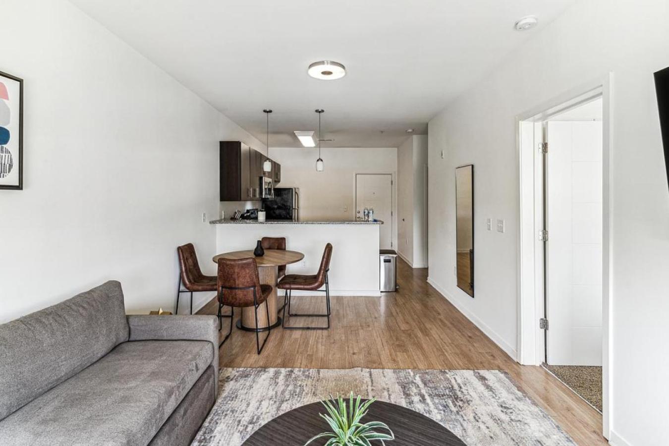 Apartment Landing At Longshore Commons - 1 Bedroom In *